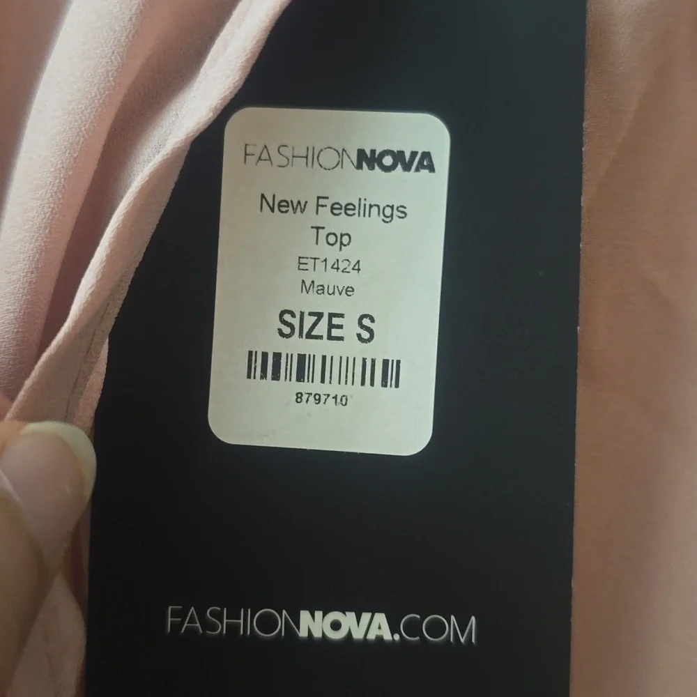 Fashion nova new feelings top blouse nwt - Picture 3 of 3
